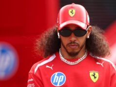 Lewis Hamilton បង្កើតកំណត់ត្រាស៊េរី Ferrari បន្ទាប់ពីការផ្ទុះឡើងរបស់ Charles Leclerc | F1 | កីឡា