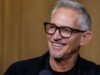 ការរិះគន់របស់ Gary Lineker លើការសម្រេចចិត្តរបស់ BBC នៅពេលគាត់ត្រលប់មកវិញសម្រាប់តួនាទីរបស់ ITV World Cup | បាល់ទាត់ | កីឡា