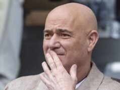 ក្រឡេកមើលជីវិតរបស់ Andre Agassi ឥឡូវនេះនៅលើការងាររបស់ BBC Wimbledon បន្ទាប់ពីមនុស្សតែ 4 នាក់បានមកចូលរួមពិធីមង្គលការ | កីឡាវាយកូនបាល់ | កីឡា