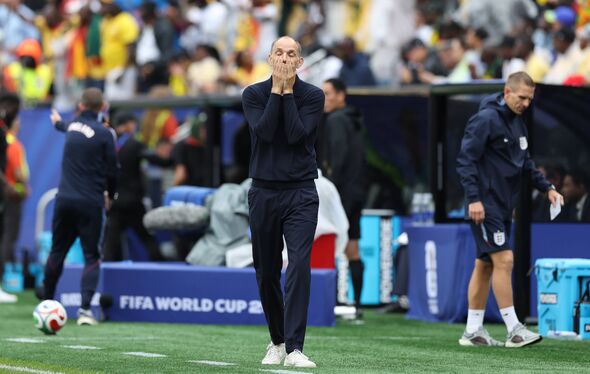 លោក Thomas Tuchel គ្រូបង្វឹករបស់ក្រុមជម្រើសជាតិអង់គ្លេសអំឡុងការប្រកួតពូល L នៃព្រឹត្តិការណ៍ FIFA World Cup 2026 រវាងក្រុមជម្រើសជាតិអង់គ្លេស និងអង់គ្លេស លោក Thomas Tuchel គ្រូបង្វឹករបស់ក្រុមជម្រើសជាតិអង់គ្លេសអំឡុងការប្រកួតពូល L នៃព្រឹត្តិការណ៍ FIFA World Cup 2026 រវាងក្រុមជម្រើសជាតិអង់គ្លេស និងអង់គ្លេស