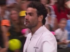Matteo Berrettini ប្រញាប់ប្រញាល់ដេញតាម Stan Wawrinka បន្ទាប់ពីតារា Wimbledon ដើរចេញពីតុលាការ | កីឡាវាយកូនបាល់ | កីឡា