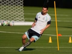 ការការពារតំណែងជើងឯក World Cup របស់អាហ្សង់ទីនបង្កឱ្យមានការរំភើបក្នុងទីក្រុង Kansas បន្ទាប់ពី Messi រងរបួសសរសៃពួរ