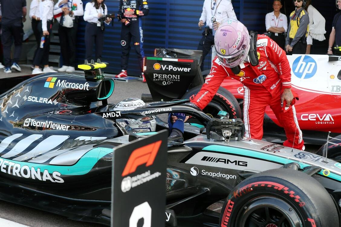 Kimi Antonelli យក​បង្គោល​ក្រោយ Lewis Hamilton អបអរសាទរ​គាត់