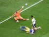 ការប្រកួត World Cup ធំជាងនេះនាំឱ្យមានការព្យាករអំពីការវិវឌ្ឍន៍តែម្ខាង។ លទ្ធផលប្រាប់រឿងផ្សេង