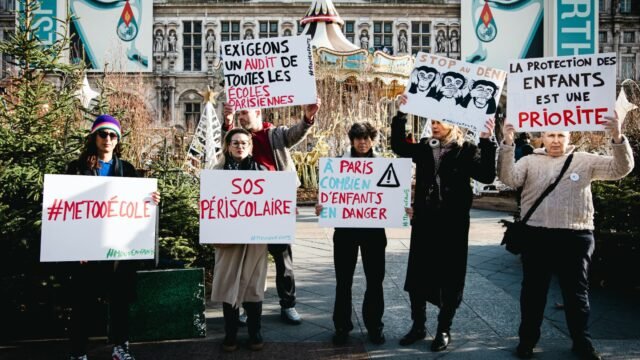 Des-collectifs-dont-SOS-Periscolaire-manifestent-a-Paris-le-18-decembre-2025-2275078.jpg