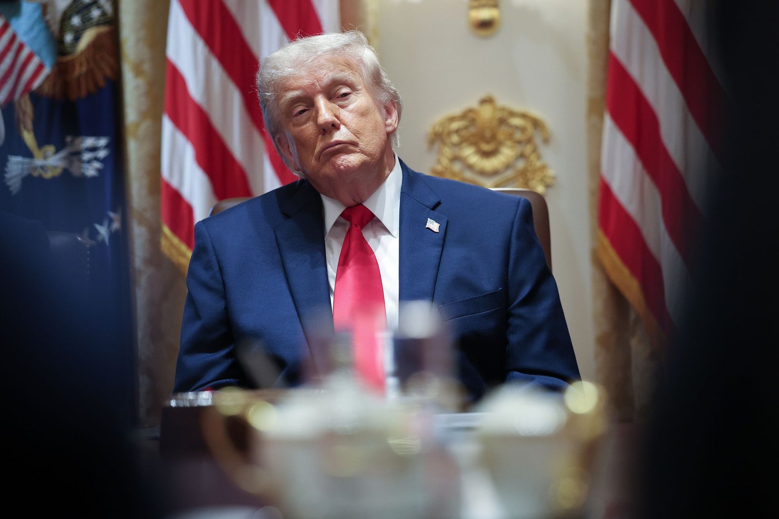 ប្រធានាធិបតី Donald Trump ត្រូវបានគេរំពឹងថានឹងចូលរួមការប្រកួត NBA Finals Game 3 នៅថ្ងៃចន្ទរវាង New York Knicks និង San Antonio Spurs នៅ Madison Square Garden