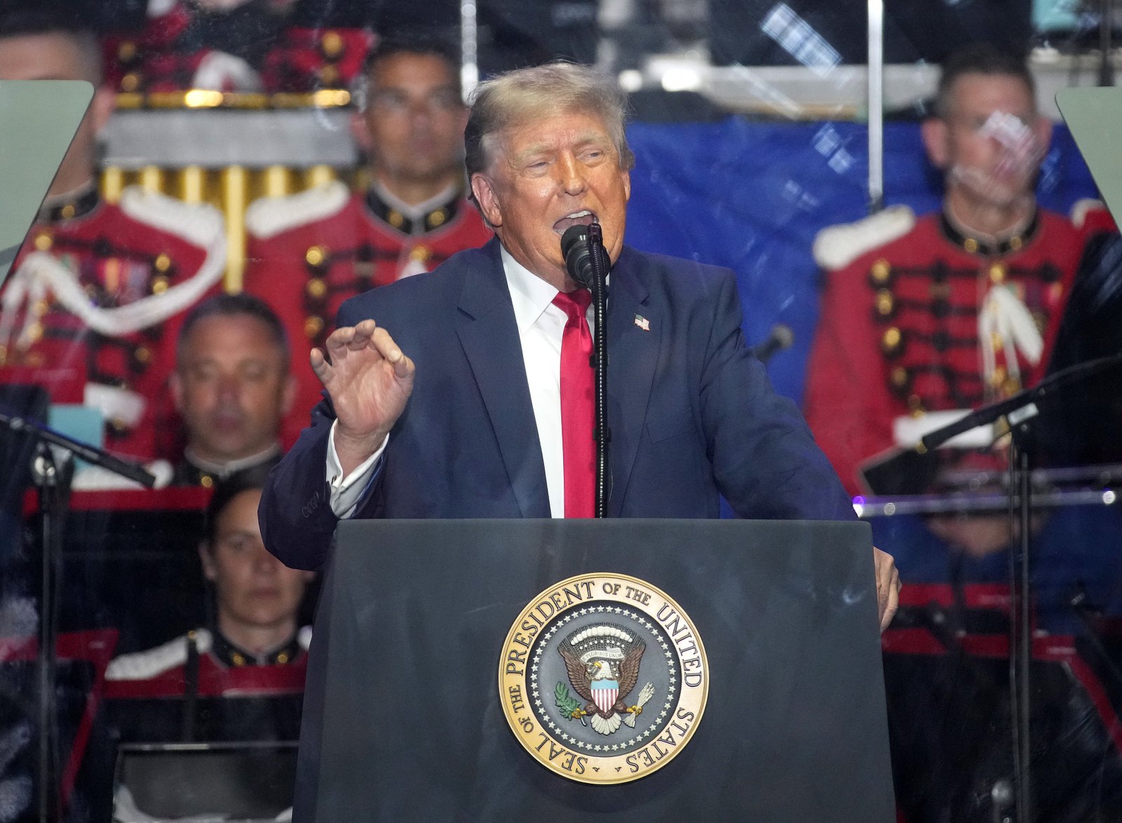 លោក Trump បានសន្យាថា 