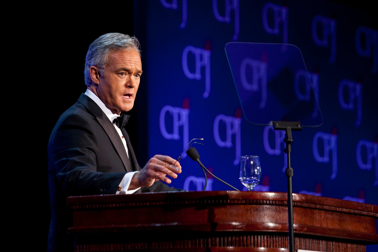 Scott Pelley ត្រូវបានបណ្តេញចេញពីការងារដោយមិនដឹងខ្លួនបន្ទាប់ពីបានចោទប្រកាន់ចៅហ្វាយថ្មីរបស់គាត់ Bari Weiss ពីបទ 