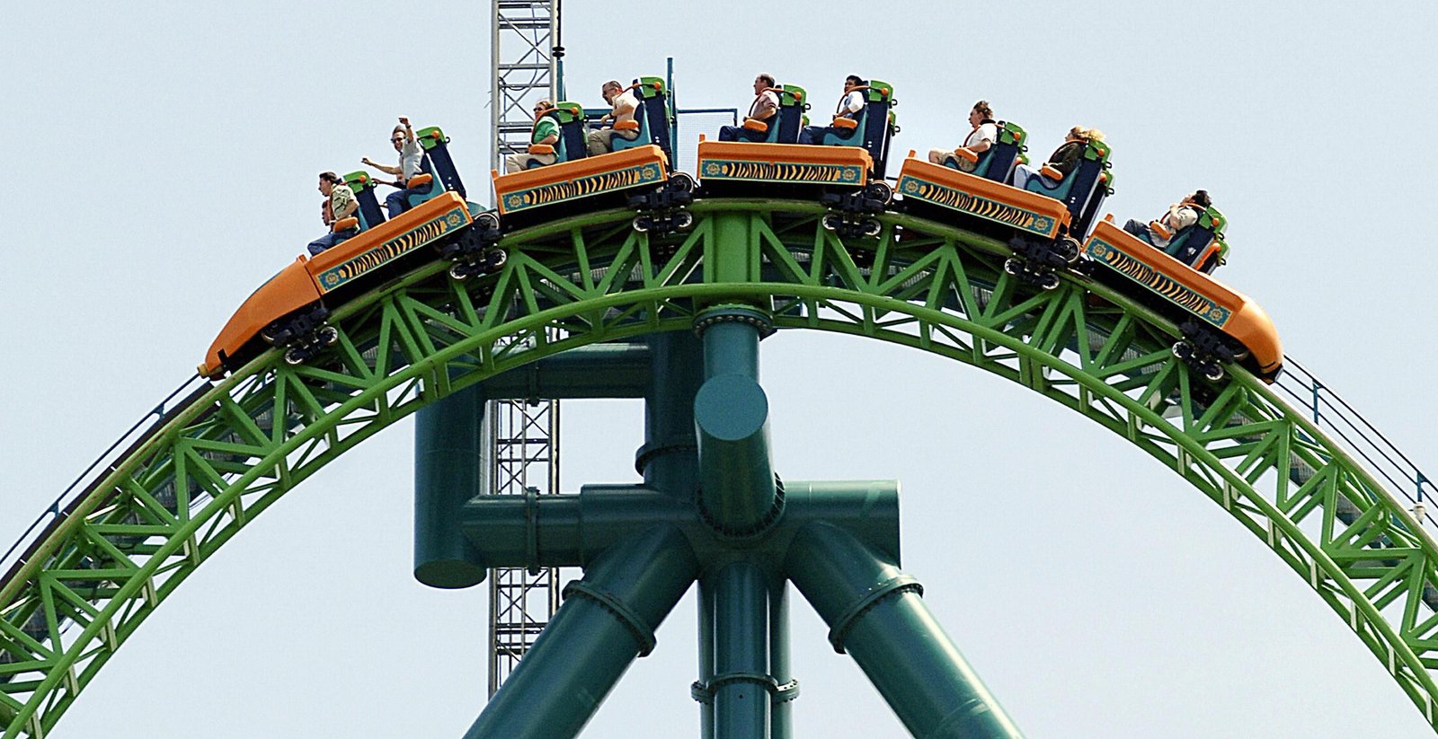 នៅឆ្នាំ 2024 Six Flags Great Adventure បានប្រកាសថាខ្លួននឹងឈប់ជិះ Kingda Ka និង Green Lantern របស់ខ្លួន ដើម្បីបើកផ្លូវសម្រាប់ 