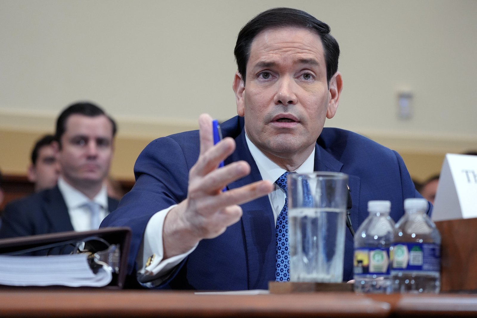 រដ្ឋលេខាធិការ Marco Rubio បានក្លាយជាមុខមាត់នៃការបង្ក្រាបរបស់រដ្ឋបាល Trump លើទិដ្ឋាការ