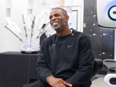 Deion Sanders និយាយថាគាត់មានអារម្មណ៍ដូចខ្លួនឯងម្ដងទៀតក្នុងមួយឆ្នាំក្រោយការវះកាត់៖ ‘ខ្ញុំចាត់ទុកខ្លួនឯងគ្មានមហារីក’