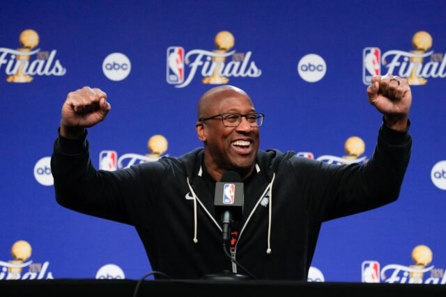 NBA_Finals_Knicks_Basketball_87399.jpg