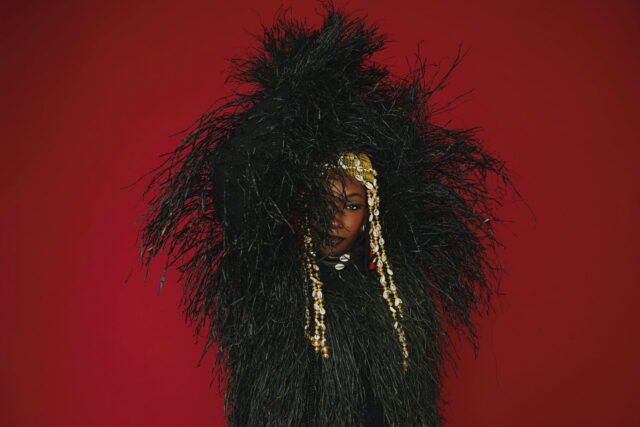O.Cul1-FATOUMATA-DIAWARA-X-.jpg