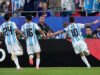 Lionel Messi ក្លាយជាកីឡាករទីពីរដែលស៊ុតបញ្ចូលទីក្នុងការប្រកួត World Cup 5 ដង ដោយស៊ុតបញ្ចូលទីបានលឿនសម្រាប់អាហ្សង់ទីនទល់នឹងអាល់ហ្សេរី។