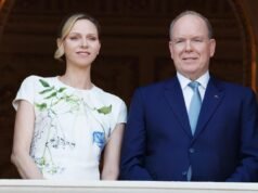 ព្រះអង្គម្ចាស់ Albert II នៃ Monaco និងម្ចាស់ក្សត្រី Charlène បានចូលរួមក្នុងការប្រារព្ធពិធី Corpus Christi