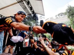 Norris, Sainz, Alonso… នៅពេលដែលអ្នកបើកបរបង្ហាញជំនាញរបស់ពួកគេនៅក្នុងតំបន់អ្នកគាំទ្រនៅខាងក្រៅនៃ Monaco Grand Prix