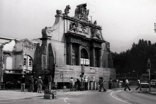 OG-10685171-1200-800-7191fca_upload-1-ojfo3vrzbfpi-deplacement-porte-1.jpg