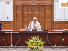 នាយករដ្ឋមន្ត្រី Modi និងក្រុមប្រឹក្សាប្រឹក្សាសេដ្ឋកិច្ចពិភាក្សាអំពីវិធានការដើម្បីពន្លឿនកំណើនសេដ្ឋកិច្ចរបស់ប្រទេសឥណ្ឌាចំពេលមានសង្រ្គាមនៅអាស៊ីខាងលិច