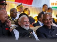 នាយករដ្ឋមន្ត្រី Modi បានផ្តល់កិត្តិយសនៅថ្ងៃជាតិ Seychelles; ប្រទេសឥណ្ឌាពង្រីកទំនាក់ទំនងទ្វេភាគីជាមួយ UPI ខ្សែឥណទាន ₹1,250 crore និងច្រើនទៀត