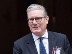 ចក្រភពអង់គ្លេស៖ Keir Starmer កំពុង “ឆ្លុះបញ្ចាំងពីការពិតនយោបាយ” ហើយហាក់ដូចជាកាន់តែខិតជិតដល់ការលាលែងពីតំណែង