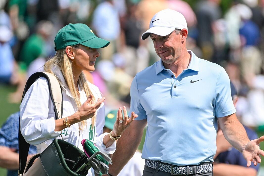 Erica Stoll និង Rory McIlroy និយាយ Erica Stoll និង Rory McIlroy និយាយ