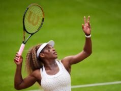 ការត្រលប់មកវិញរបស់ Serena Williams នៅក្លឹប Queen’s Club បានបញ្ចប់ហើយ បន្ទាប់ពីរបួសលើដៃគូររបស់នាង