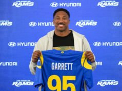 Myles Garrett មើលឃើញការផ្លាស់ប្តូររបស់គាត់ទៅកាន់ Rams ជាផ្លូវឆ្ពោះទៅរកភាពជោគជ័យក្រោយរដូវកាល ដែលរហូតមកដល់ពេលនេះបានគេចពីគាត់