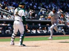 The Rockies បានឈ្នះរង្វាន់ធំជាមួយនឹងការរត់ចំនួន 23 ដងនៅក្នុងទីក្រុង Las Vegas ដ៏ក្តៅគគុក ខណៈដែល A’s បានបញ្ចប់ការលាតសន្ធឹងដ៏ព្រៃផ្សៃនៅឯផ្ទះនាពេលអនាគតរបស់ពួកគេ។