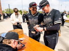 Flores, Kramer មកពី ABCA – Purdue Boilermakers ត្រូវបានផ្តល់កិត្តិយសជា All-Region
