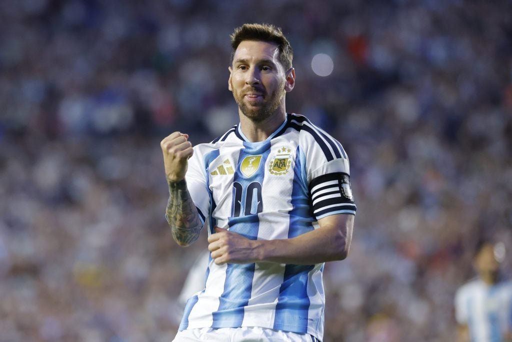 Lionel Messi មកពីប្រទេសអាហ្សង់ទីន