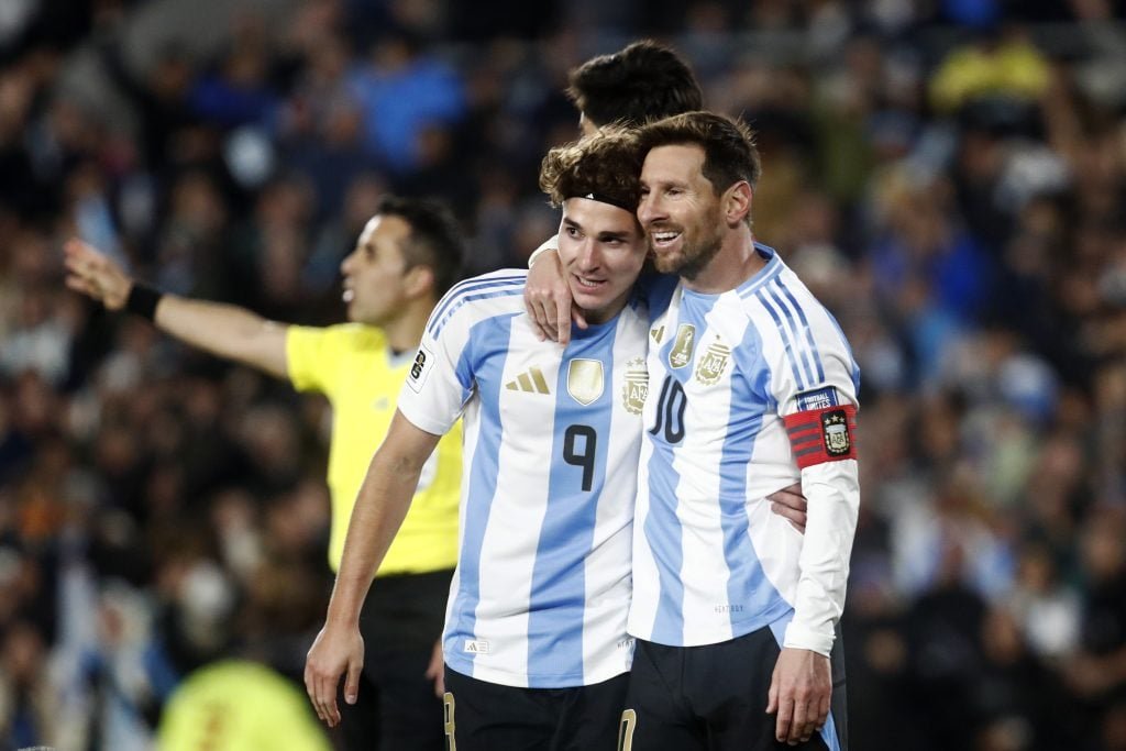 Julian Alvarez និង Lionel Messi មកពីអាហ្សង់ទីន