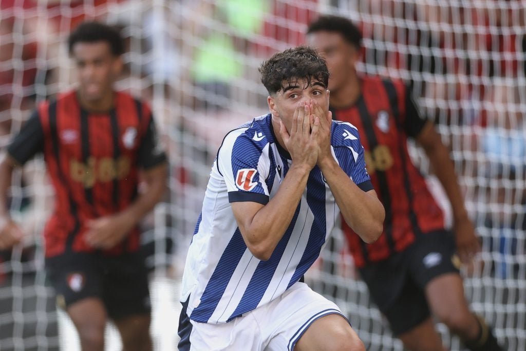 Jon Martin ខ្សែការពារ Real Sociedad