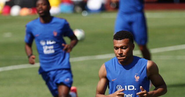 coupe-du-monde-2026-apres-d-apres-negociations-voici-le-montant-des-primes-que-toucheront-les-bleus.jpeg