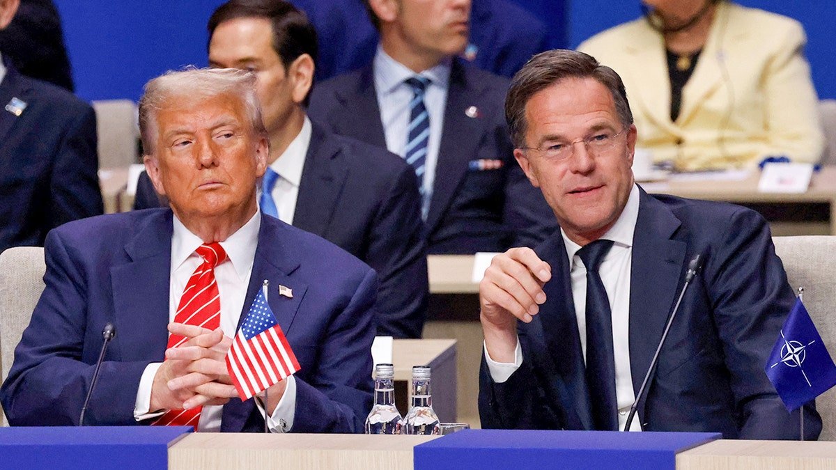 ប្រធានាធិបតីអាមេរិកលោក Donald Trump និងអគ្គលេខាធិការអង្គការណាតូលោក Mark Rutte កំពុងស្ថិតក្នុងកិច្ចប្រជុំកំពូលជាមួយគ្នា។