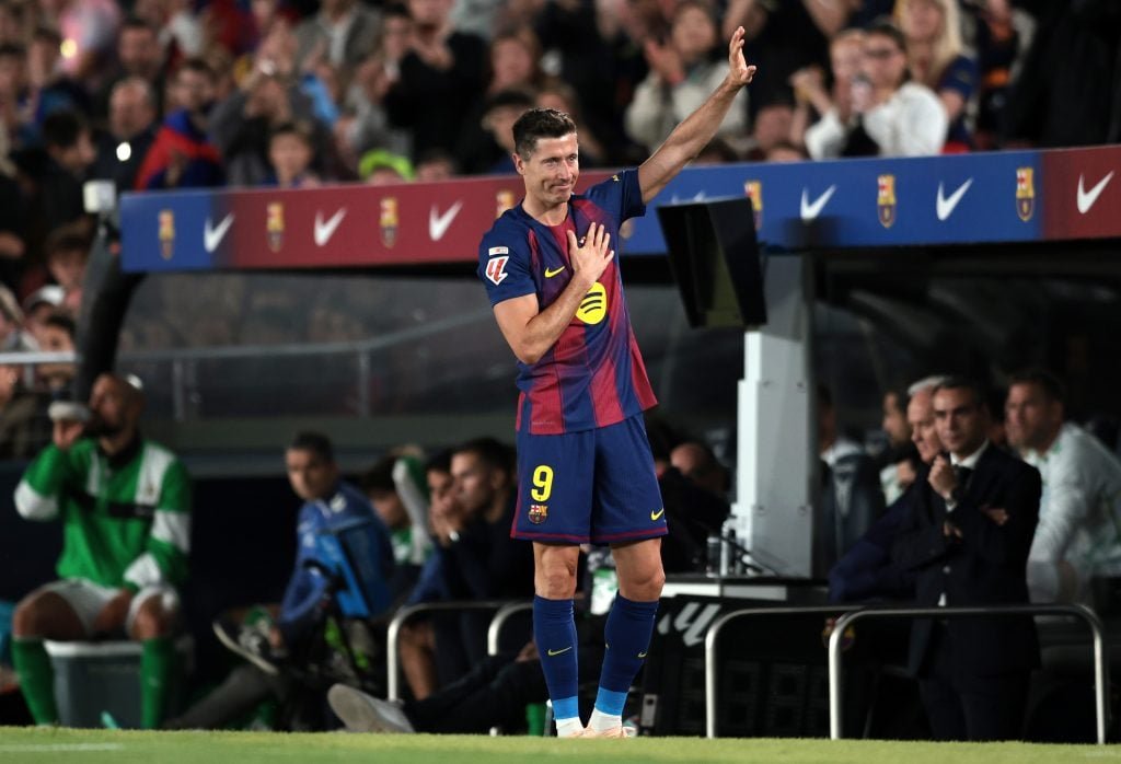 Robert Lewandowski កីឡាករ Barcelona