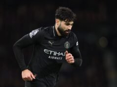 កីឡាករទម្ងន់ធ្ងន់ Man City ទុកទ្វារចំហសម្រាប់ការចេញ ខណៈទំនាក់ទំនងនៅតែមានរវាង Barcelona និង Real Madrid