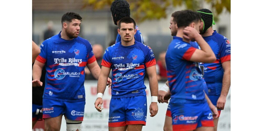 ខែមករា៖ Axel Gaget, Rugby, Saint-Jean-de-Bournay The Espoir នៃ FC Grenoble អាចបញ្ចេញពន្លឺជាមួយក្លឹបហ្វឹកហាត់ RC Saint-Jeannais របស់គាត់។ កីឡាករខ្សែបម្រើស្លាបវ័យ 20 ឆ្នាំរូបនេះបានលេងក្នុងវគ្គ 3/4 ដែលមានអាជ្ញាប័ណ្ណពីរនៅ Saint-Jean ហើយដឹងពីរបៀបធ្វើបានយ៉ាងល្អនៅក្នុងក្រុមដែលមានបទពិសោធន៍ដែលធ្វើឱ្យវាឈានដល់ដំណាក់កាលចុងក្រោយនៃ Fédérale 2។ រូបថត Hervé Coste