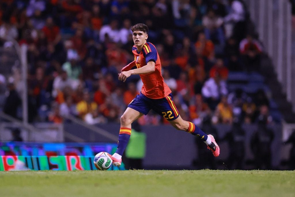 Pau Cubarsi កីឡាករ Barcelona និងអេស្ប៉ាញ