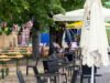 ទីក្រុង Strasbourg ។ ខ្សាច់រាប់តោន និងផ្ទាំងក្រណាត់ដ៏ធំ៖ វាលខ្សាច់ Heppner កំពុងផ្លាស់ប្តូរជាមួយ Manufakture Krimmeri