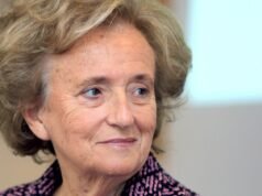 អតីតជំទាវទីមួយ Bernadette Chirac ដែលជាភរិយាដែលមិនអាចកាត់ផ្តាច់បានរបស់ Jacques Chirac បានទទួលមរណភាពក្នុងអាយុ 93 ឆ្នាំ – franceinfo