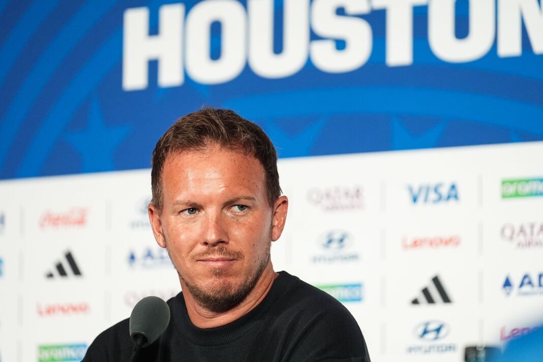 Julian Nagelsmann បានប្រតិកម្មយ៉ាងខ្លាំងចំពោះការលើកឡើងរបស់លោក Klopp Julian Nagelsmann បានប្រតិកម្មយ៉ាងខ្លាំងចំពោះការលើកឡើងរបស់លោក Klopp