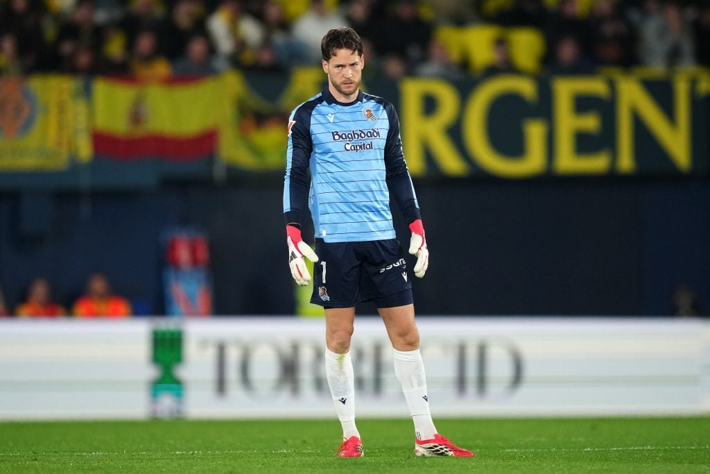 Alex Remiro មកពីក្លឹប Real Sociedad
