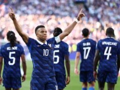 Mbappé បានបំបែកក្រុម Paraguayan ដោយសុវត្ថិភាព ហើយបញ្ជូនក្រុមតោខៀវទៅកាន់វគ្គ 1/4 ផ្តាច់ព្រ័ត្រ