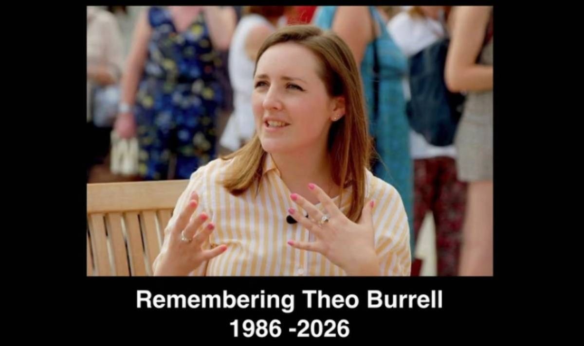 Antiques Roadshow គោរពដល់ Theo Burrell
