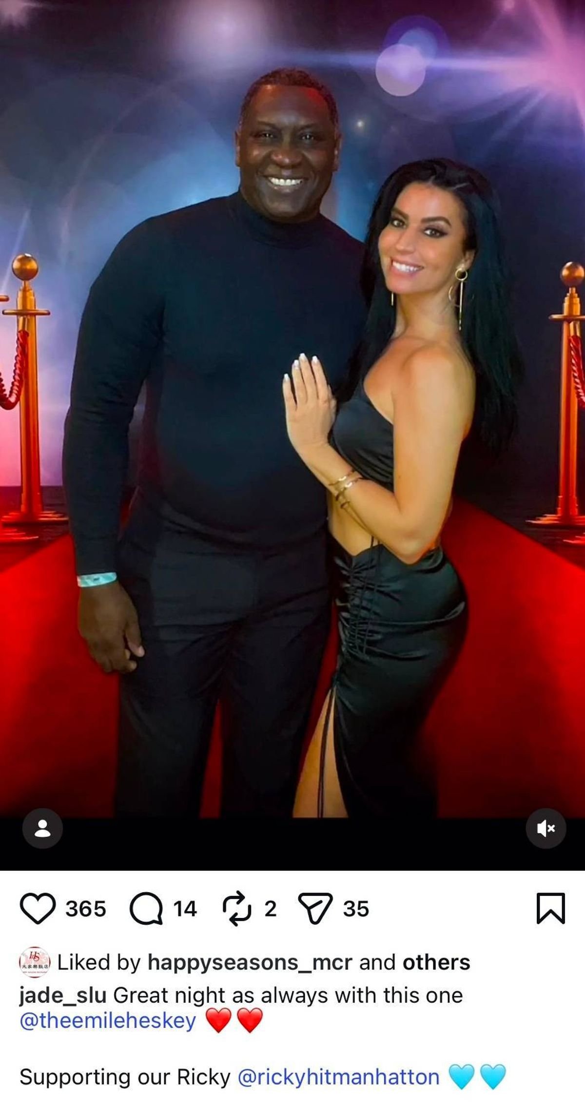 Jade Slusarczyk ជាមួយ Emile Heskey 