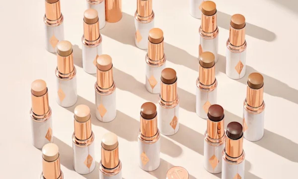 Unreal Skin Sheer Glow Tint Hydrating Foundation Stick