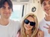 កូនប្រុសរបស់ Britney Spears ចែករំលែកប្រតិកម្មរបស់ពួកគេចំពោះការបង្ហាញម៉ូដរបស់នាងជាលើកដំបូង