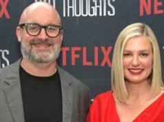តារាកំប្លែង Tom Segura និង Christina Pazsitzky កំពុងបញ្ចប់អាពាហ៍ពិពាហ៍របស់ពួកគេបន្ទាប់ពី 18 ឆ្នាំ។