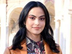 Camila Mendes ទម្លាយភាពស្ងៀមស្ងាត់របស់នាងអំពីបញ្ហានៃការញ៉ាំ និងការវាយប្រហារភ័យស្លន់ស្លោ