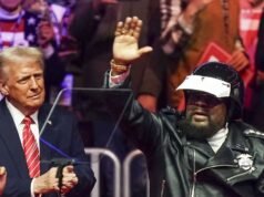 Trump សម្តែងការគោរពដល់តារា Village People លោក Victor Willis បន្ទាប់ពីធ្វើឱ្យ YMCA ក្លាយជា “សត្វចម្លែក” ម្តងទៀត